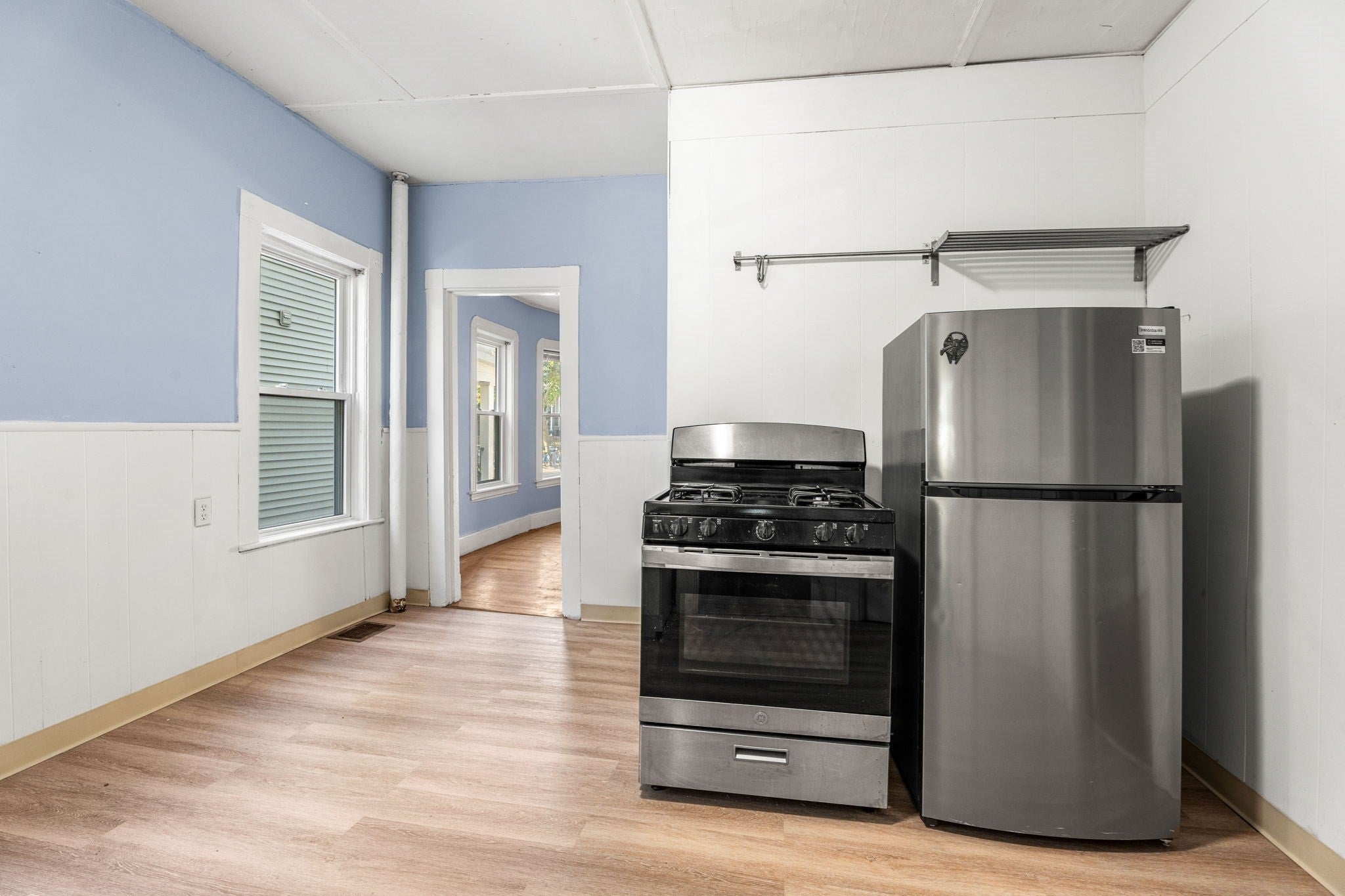 229 Highland Ave #1, Somerville, MA Photo #2