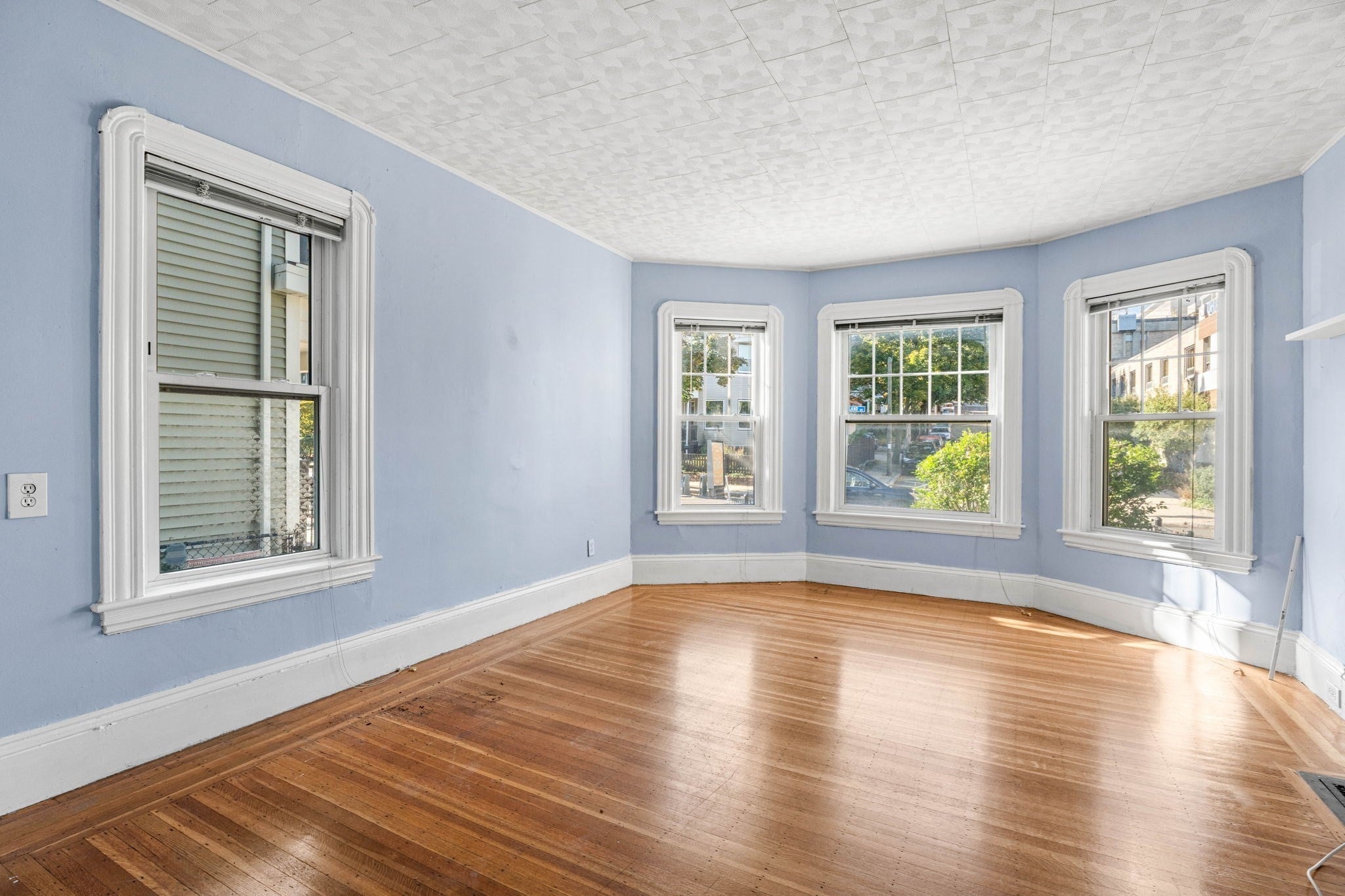 229 Highland Ave #1, Somerville, MA Photo #9