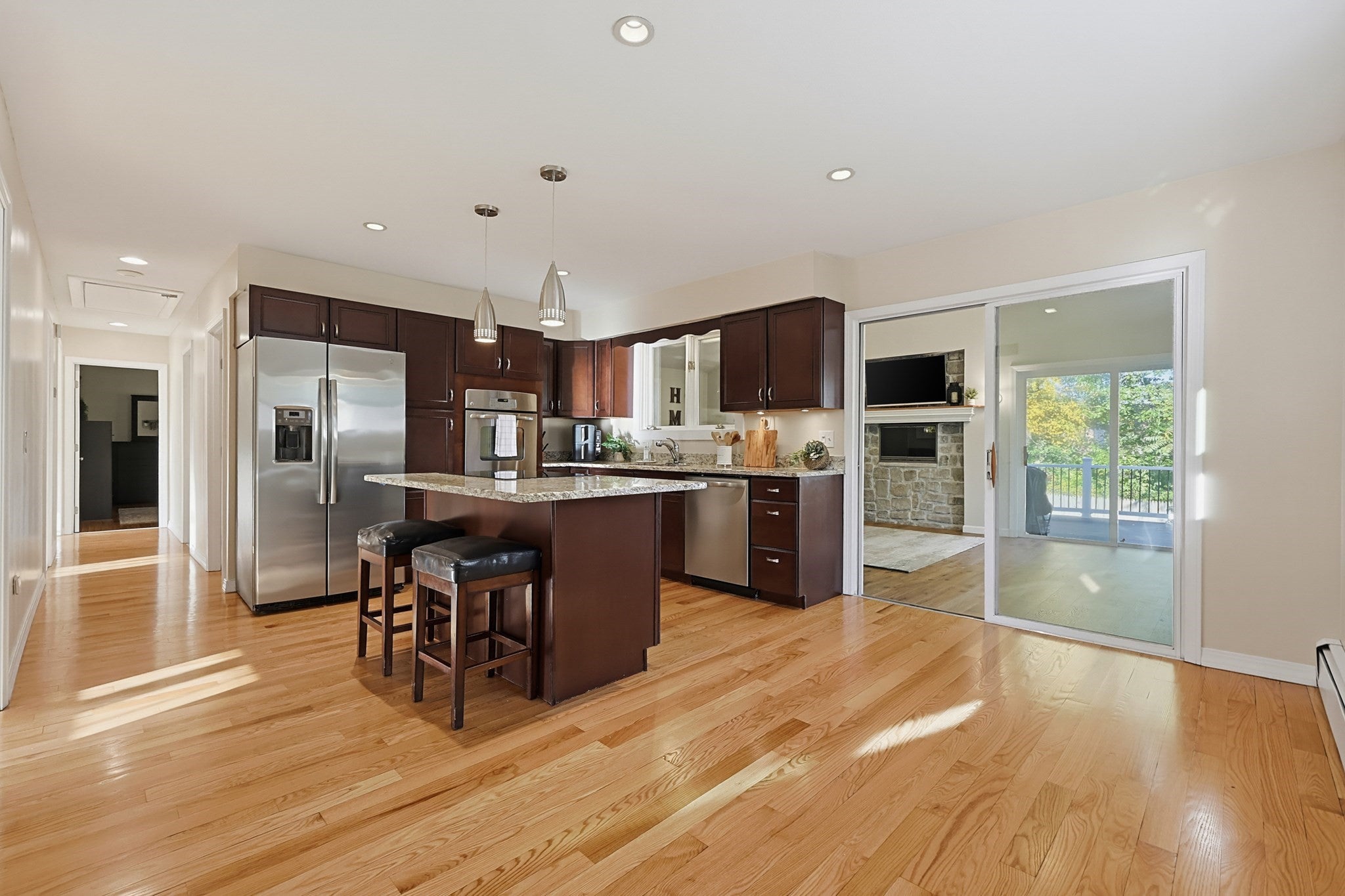 35 Macarthur Dr, Millbury, MA, 35 Macarthur Dr, Millbury, MA Photo #9