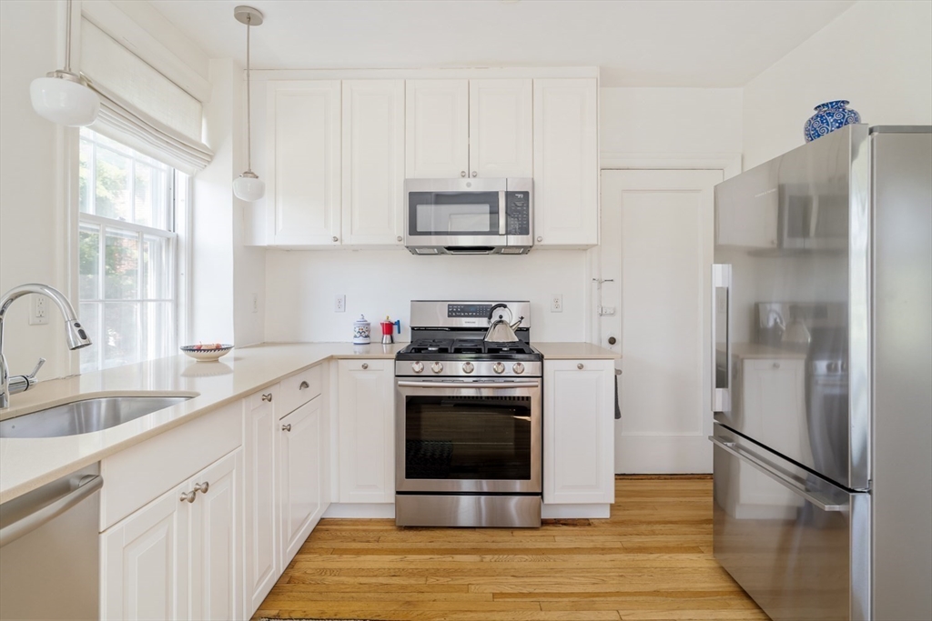 Cambridge, Massachusetts 02139, United States, 1 Bedroom Bedrooms, ,1 BathroomBathrooms,Residential,Active,154243