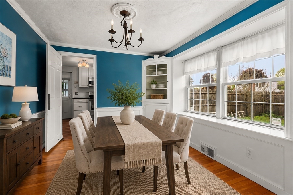 39 Pleasant St, Holyoke, MA, 39 Pleasant St, Holyoke, MA Photo #9