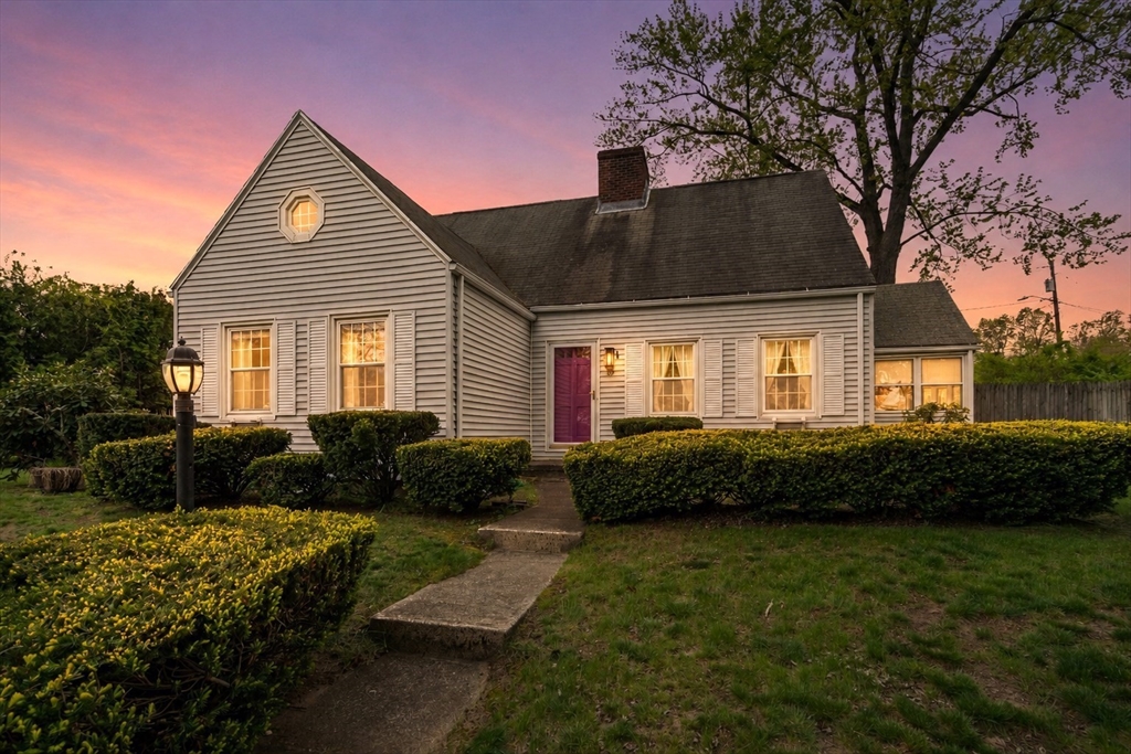 Photo of 39 Pleasant St, Holyoke, MA
