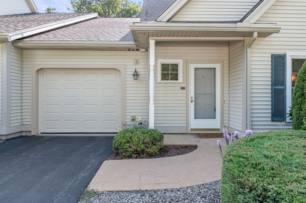 135 Beach Rd C4