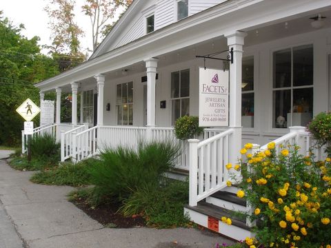 30 Hollis St B Groton MA 01450