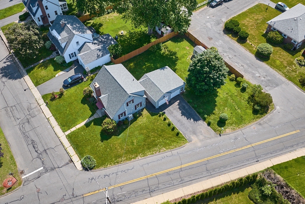 14 Sheldon Ave