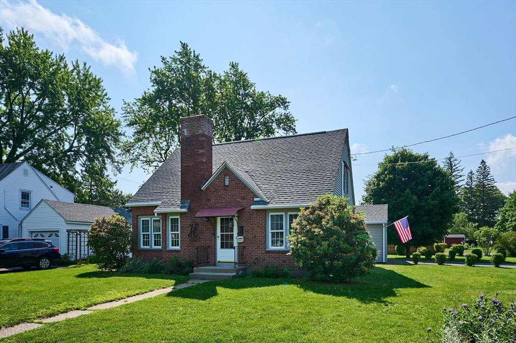 14 Sheldon Ave