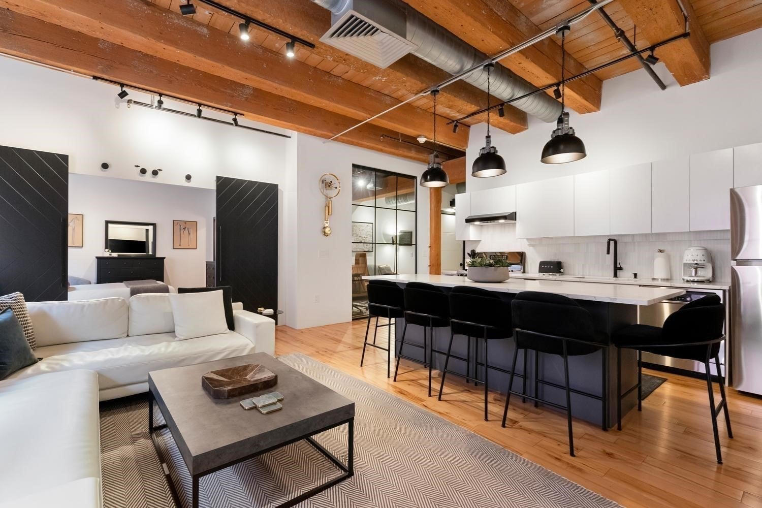 21 Wormwood St #422, Boston, MA Photo #8