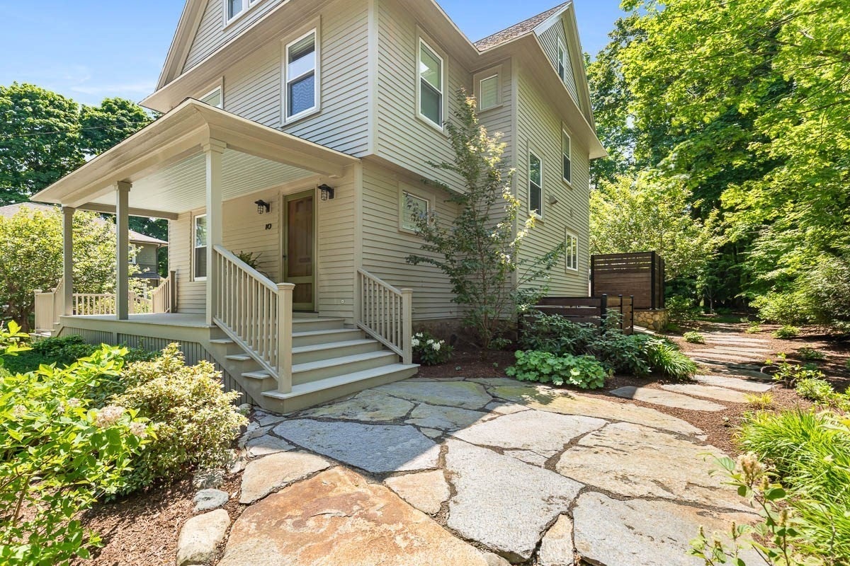 10 Pine Road