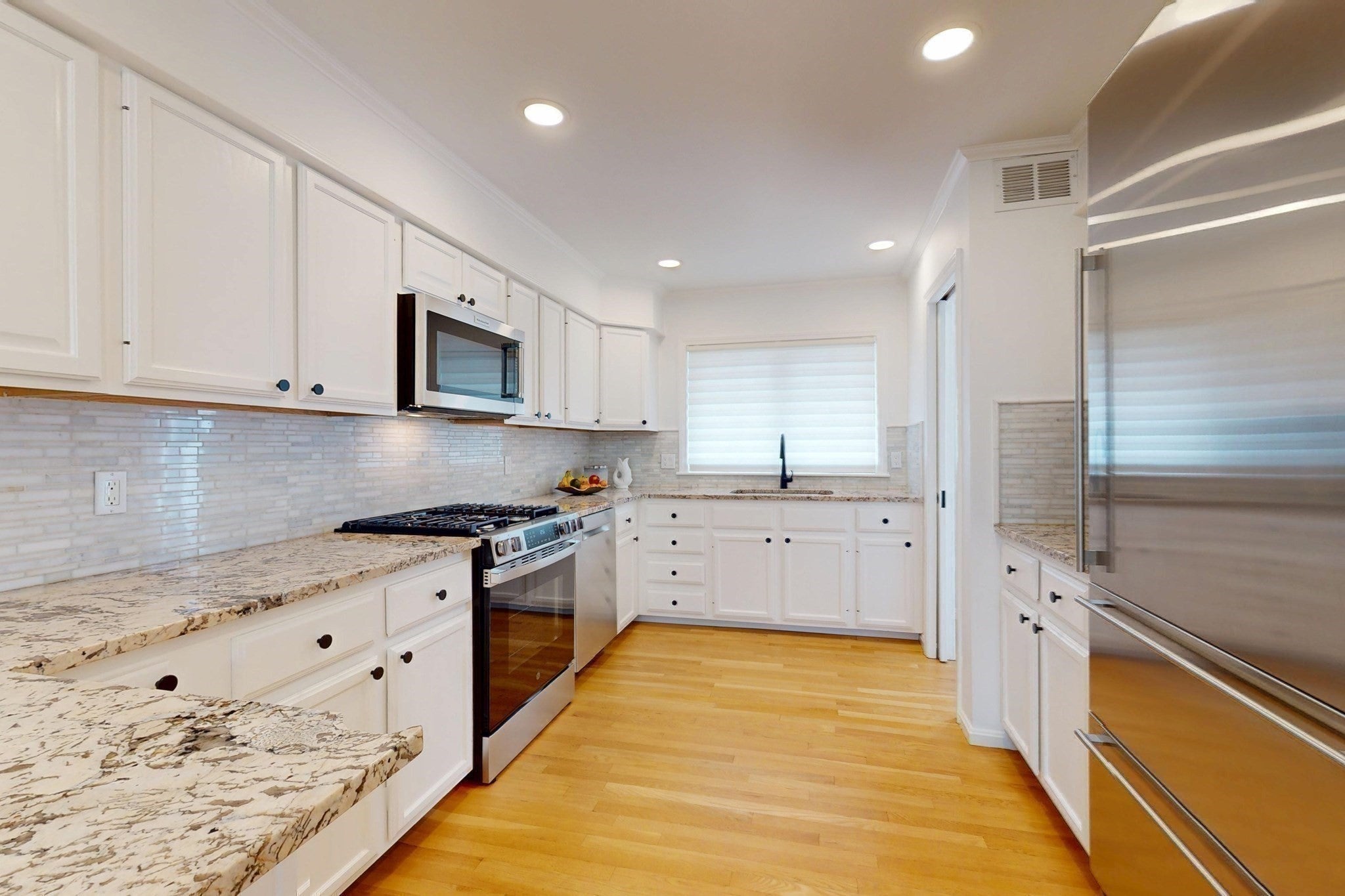 15 Kings Way #11, Waltham, MA, 15 Kings Way #11, Waltham, MA Photo #9