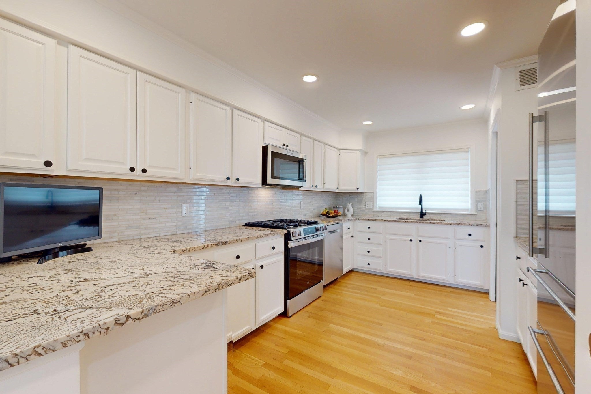 15 Kings Way #11, Waltham, MA, 15 Kings Way #11, Waltham, MA Photo #10
