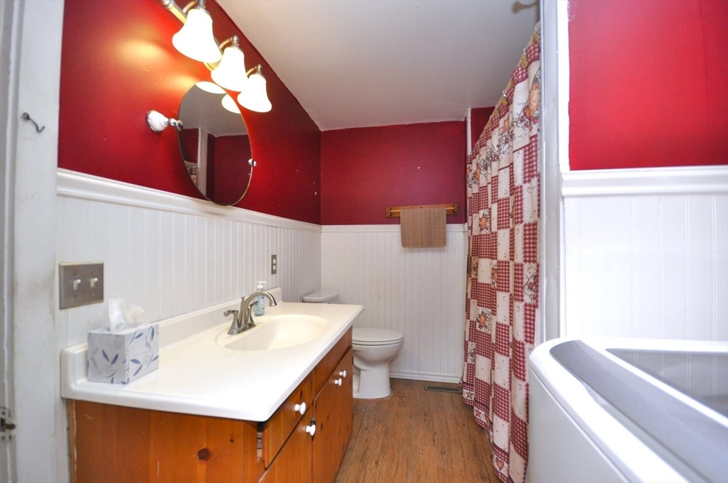 466 Summer St, East Bridgewater, MA Photo #10