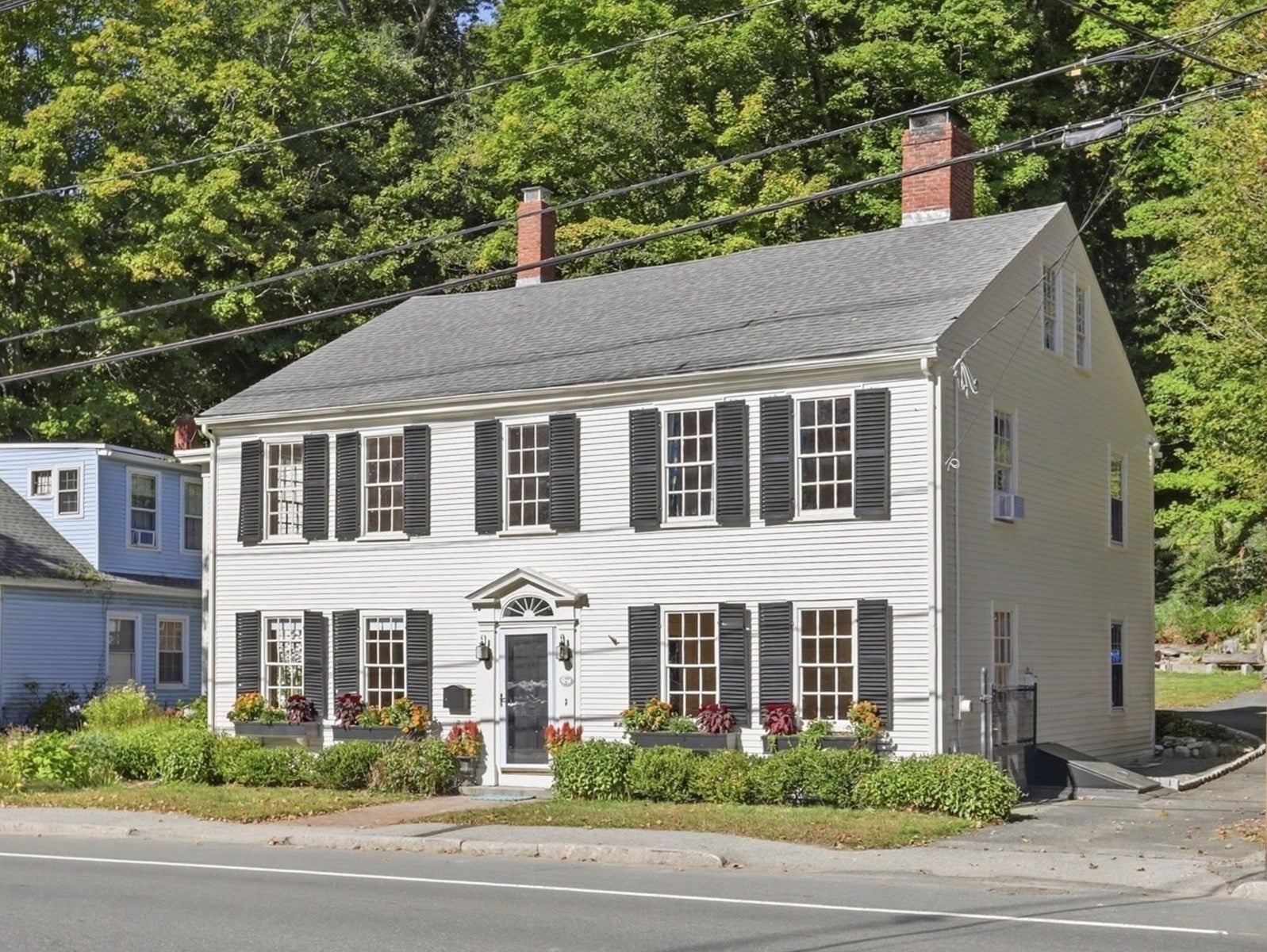 249 Main St