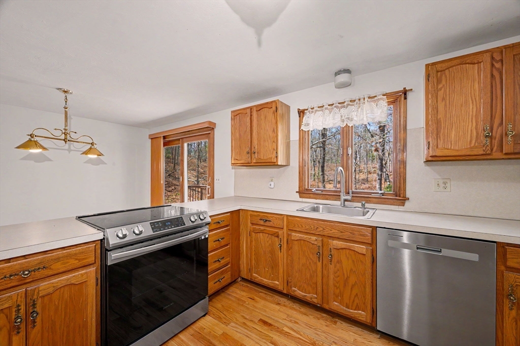 113 Captain Jacs Rd