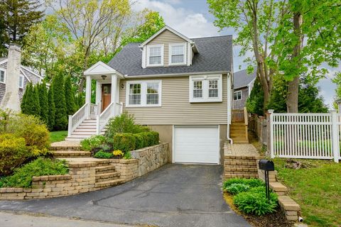 21 Rice Road Hingham MA 02043