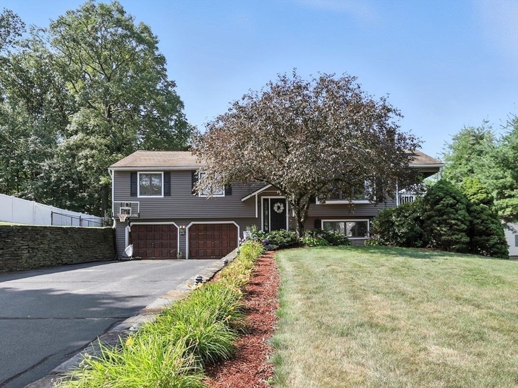 15 Irene Dr