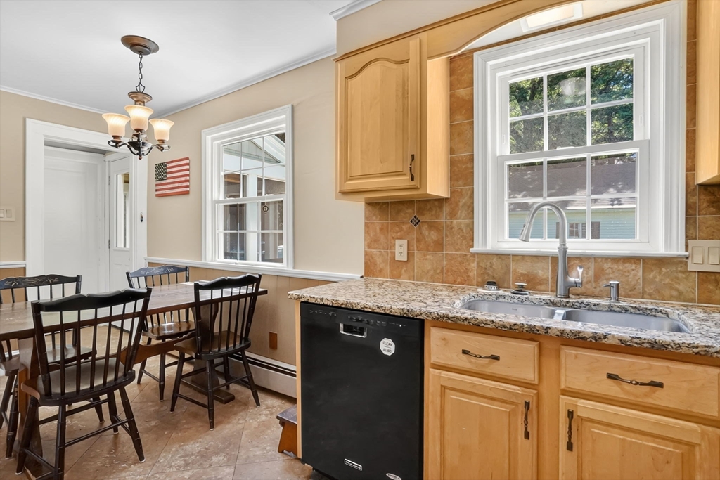 169 Greenacre Ave