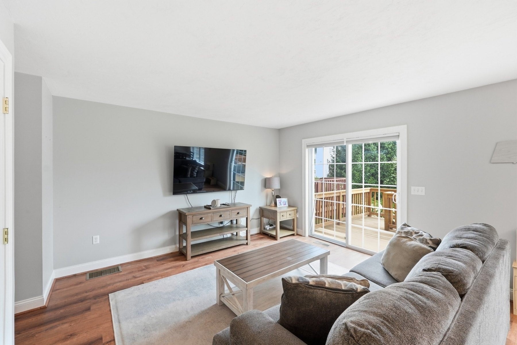 42 Longview Cir #B, Ayer, MA Photo #8