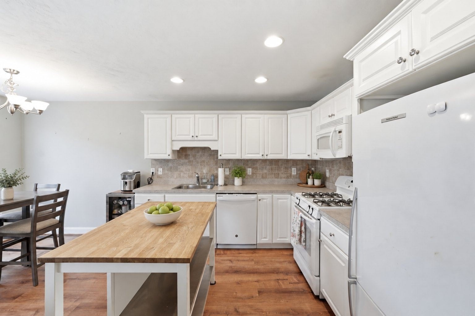 42 Longview Cir #B, Ayer, MA Photo #6