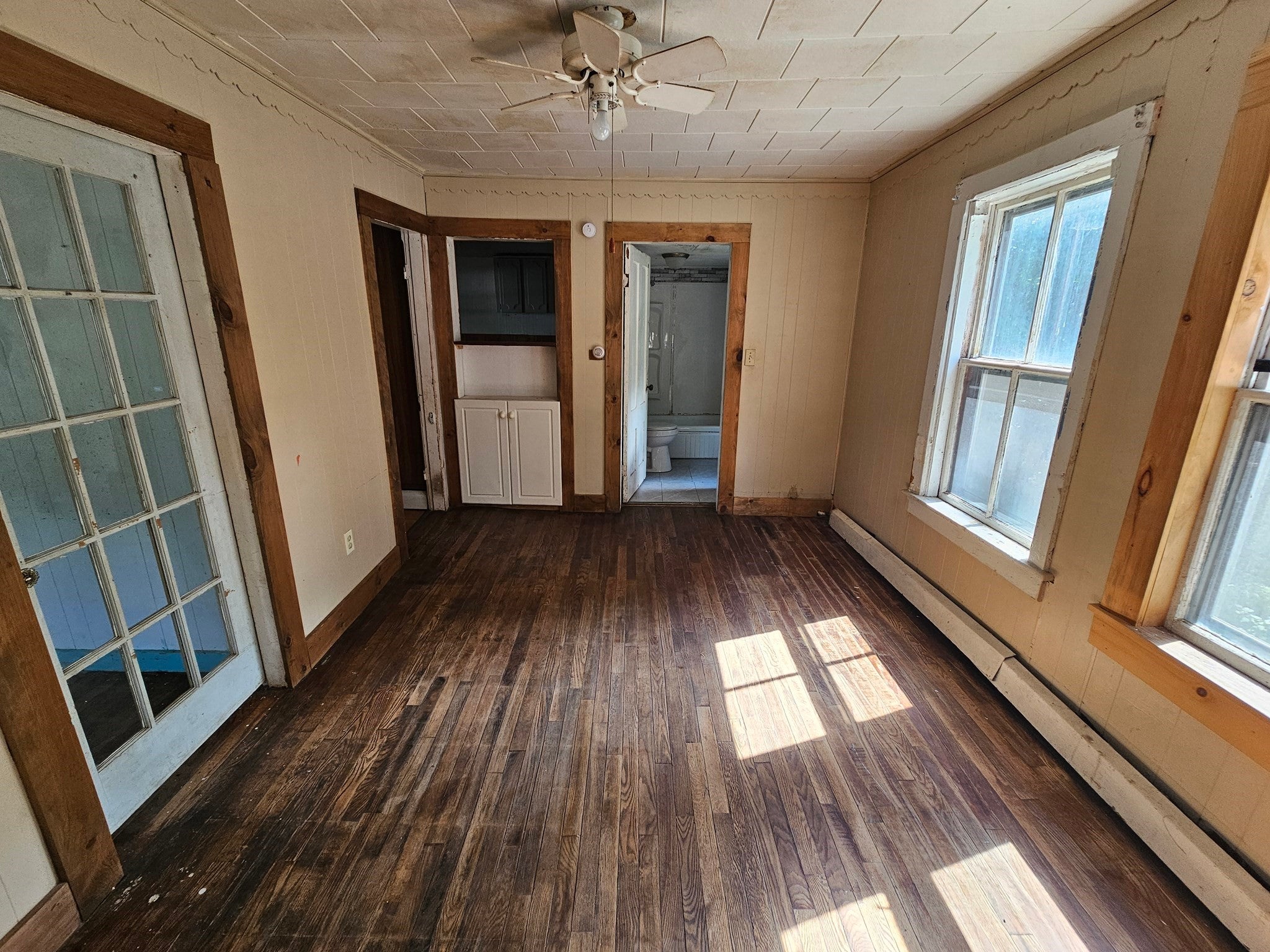 28 Carpenter St, Warren, MA Photo #9