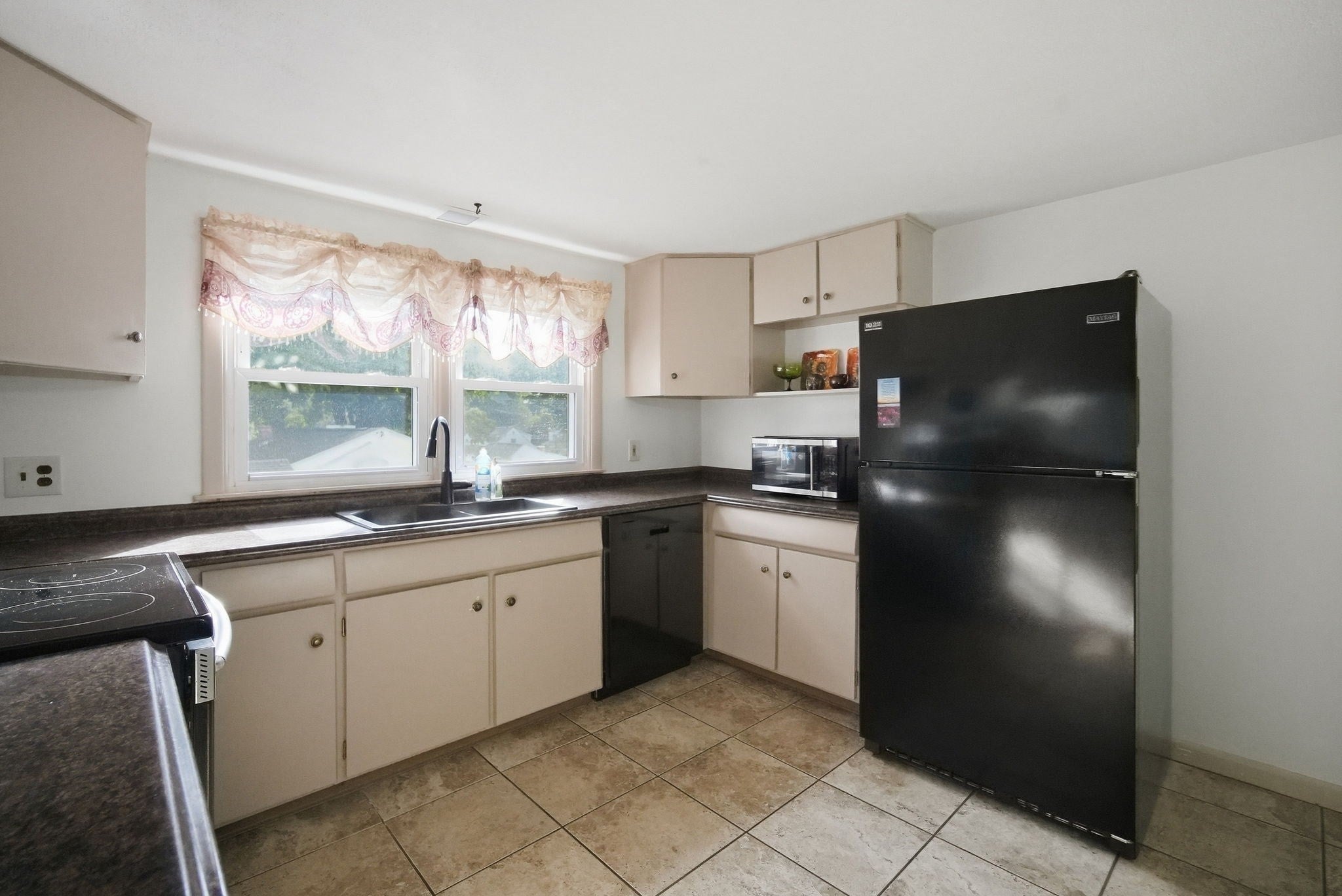 6 Sasur St, Palmer, MA Photo #10