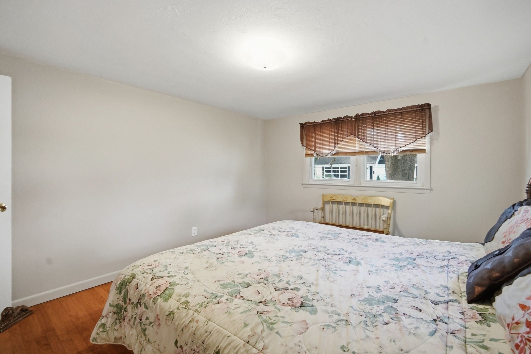 6 Sasur St, Palmer, MA Photo #16