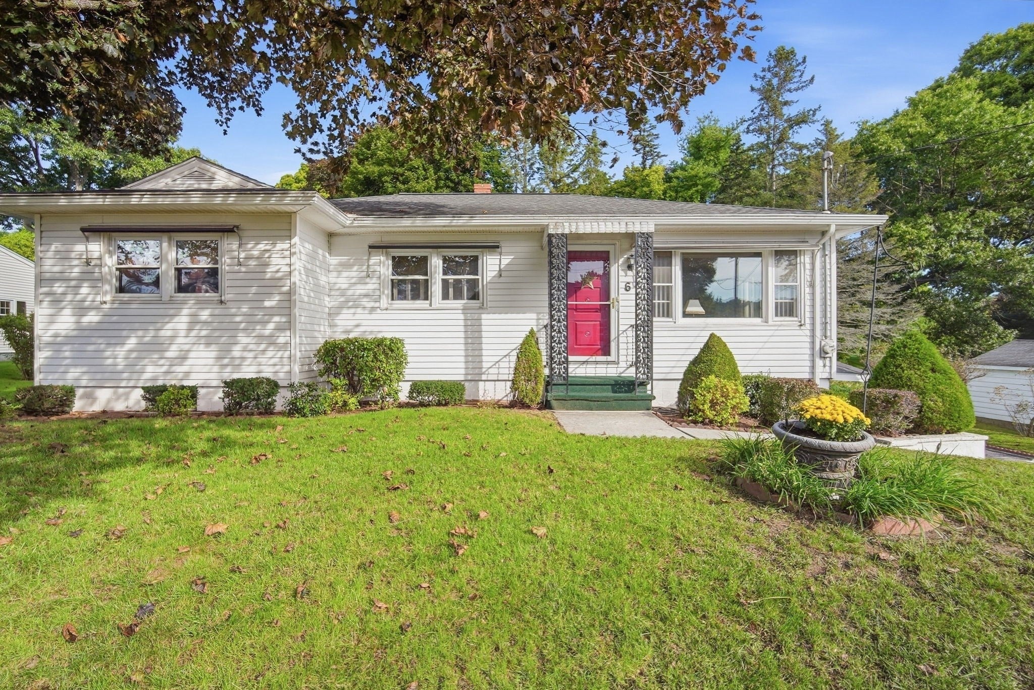 6 Sasur St, Palmer, MA Photo #1