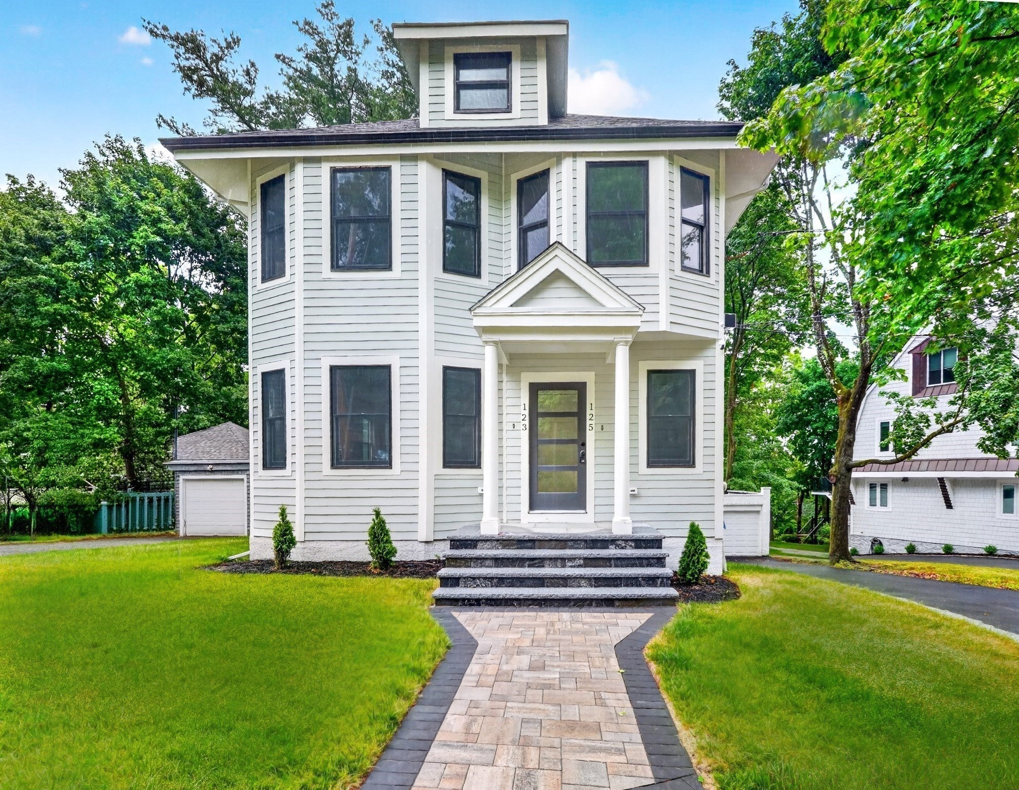 123-125 Mount Vernon Street 1, Newton MA 02465