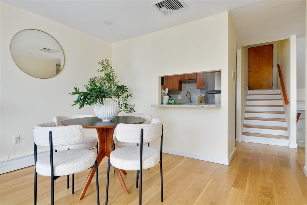 321 Harvard Street 307