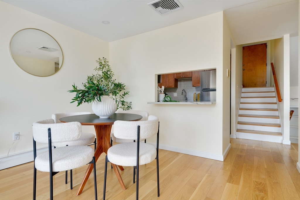 321 Harvard Street 307