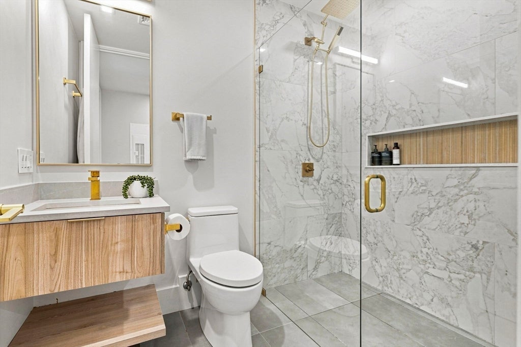 532 E. 3rd Street #5, Boston, MA, 532 E. 3rd Street #5, Boston, MA Photo #9