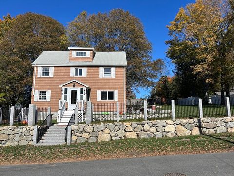 20 Myrtle St Stoneham MA 02180
