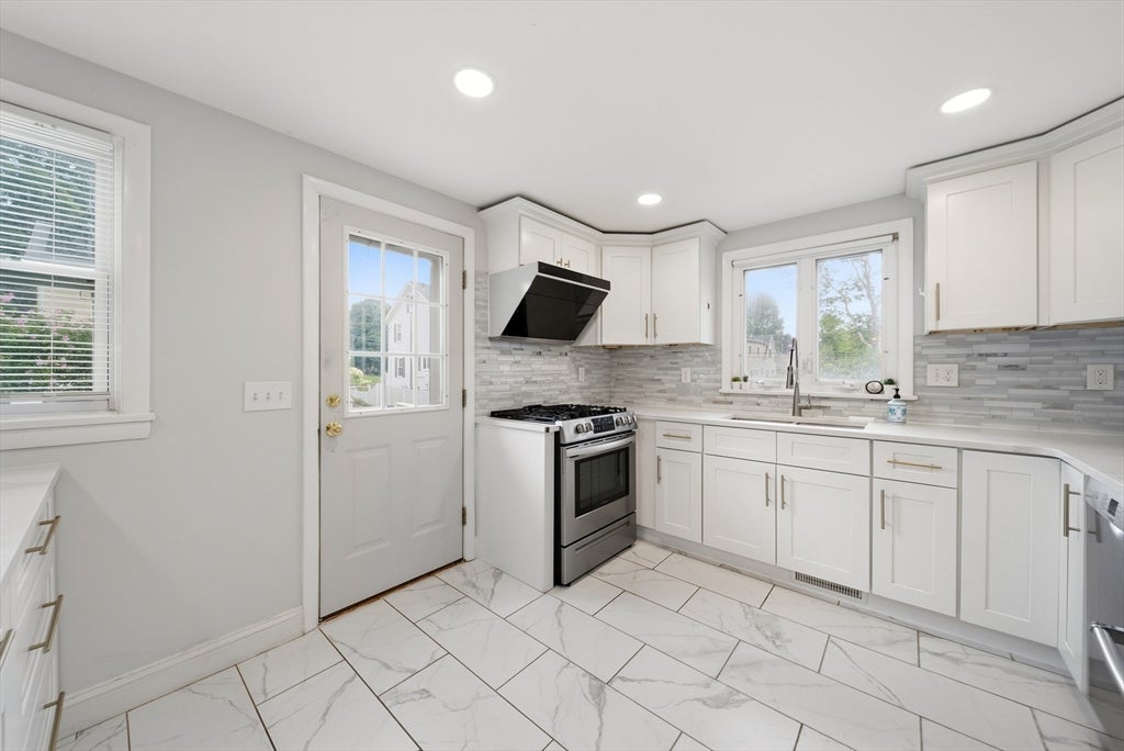 24 Ford St, Dedham, MA, 24 Ford St, Dedham, MA Photo #10