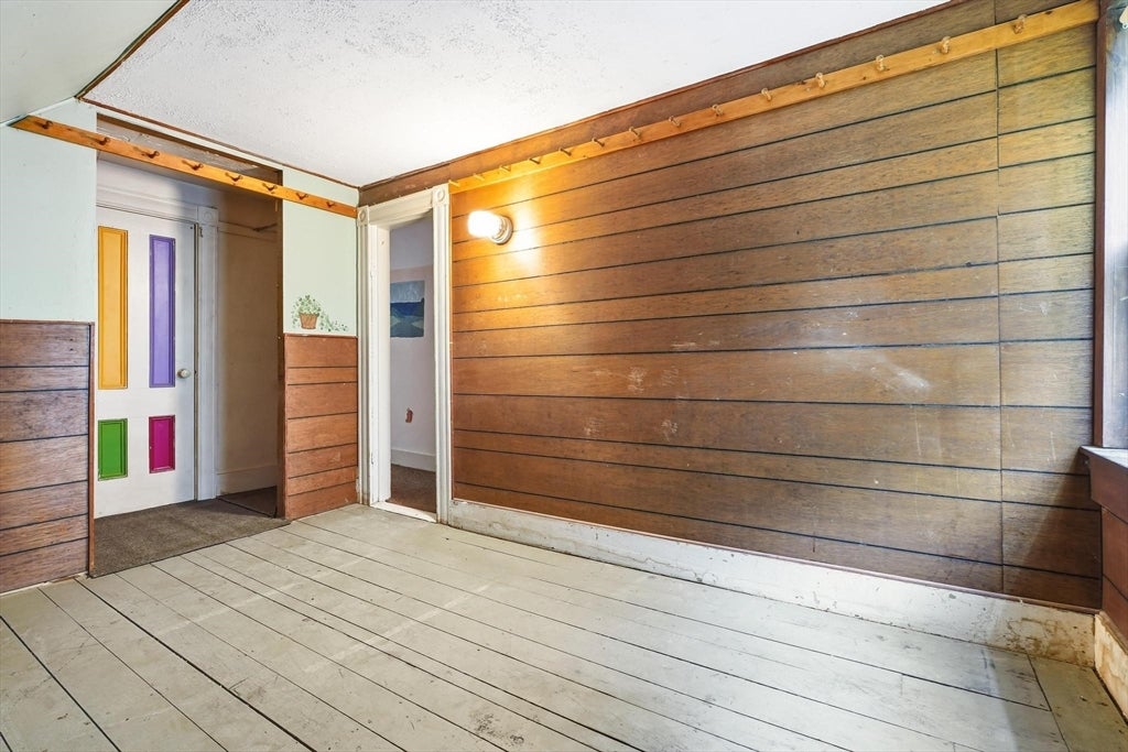 164 Green St, Woburn, MA Photo #35