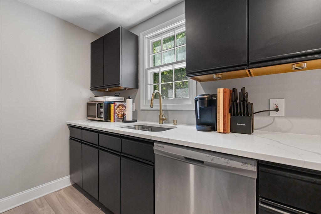 49 Lexington St #49, Millbury, MA, 49 Lexington St #49, Millbury, MA Photo #13