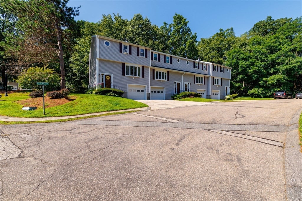 49 Lexington St #49, Millbury, MA, 49 Lexington St #49, Millbury, MA Photo #2