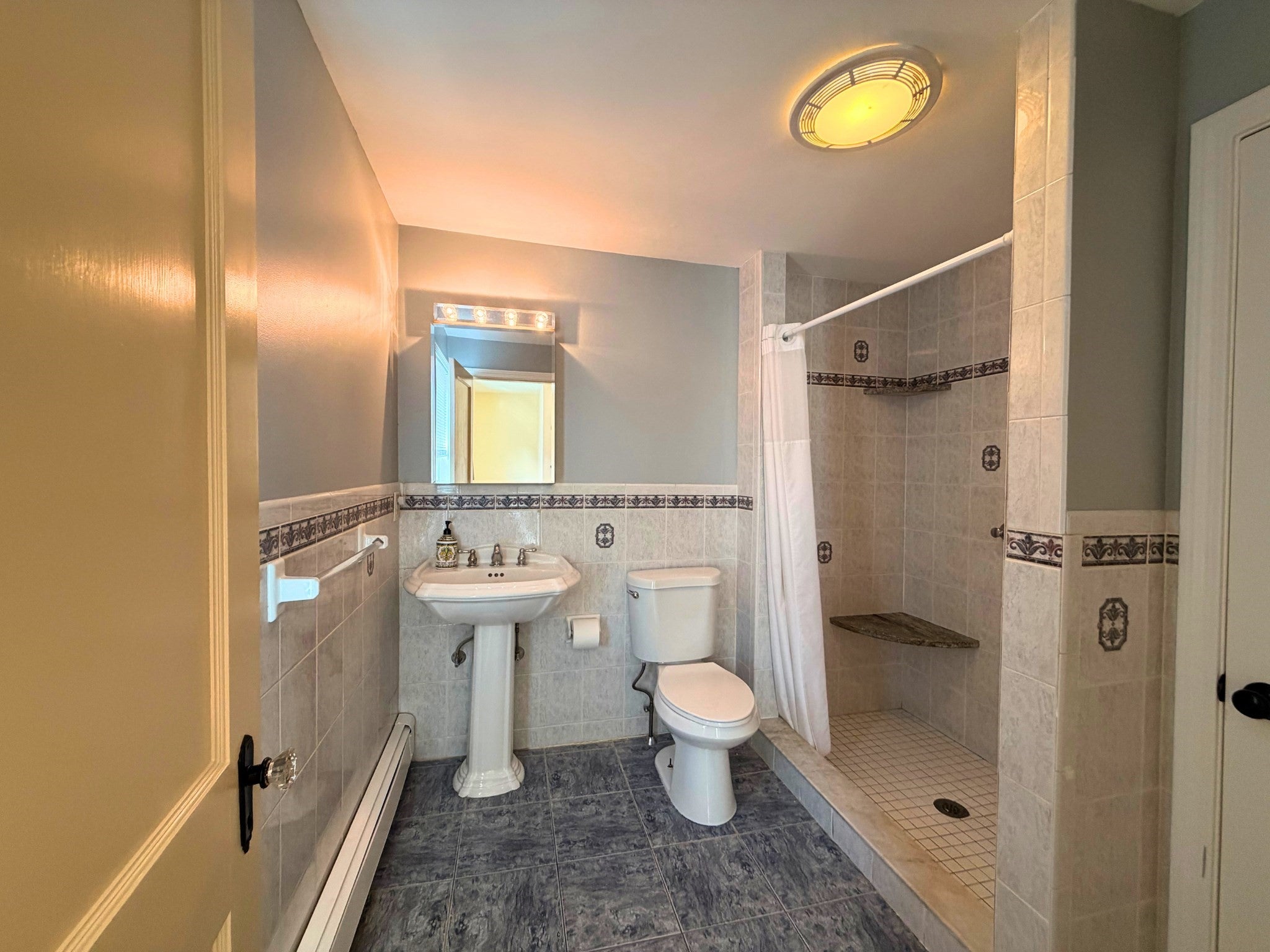 278 Park Ave, Revere, MA Photo #19