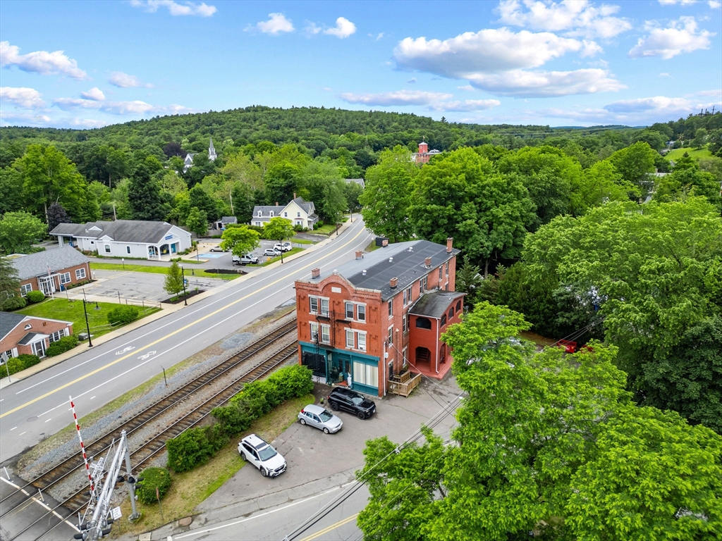 4 Davis St