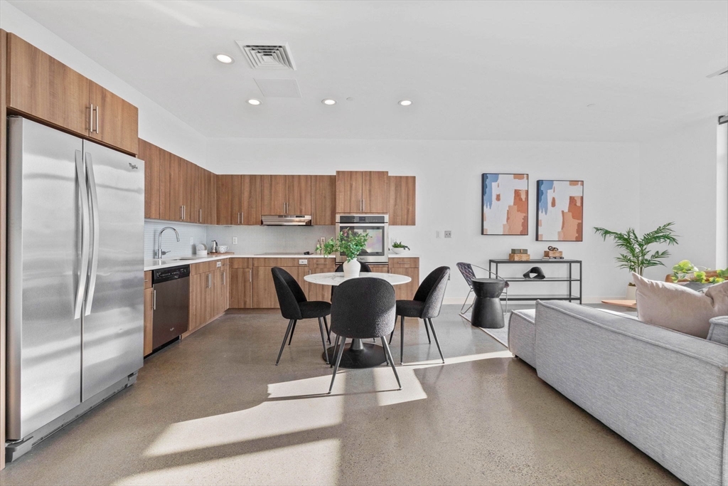 9 Medford Street PH3