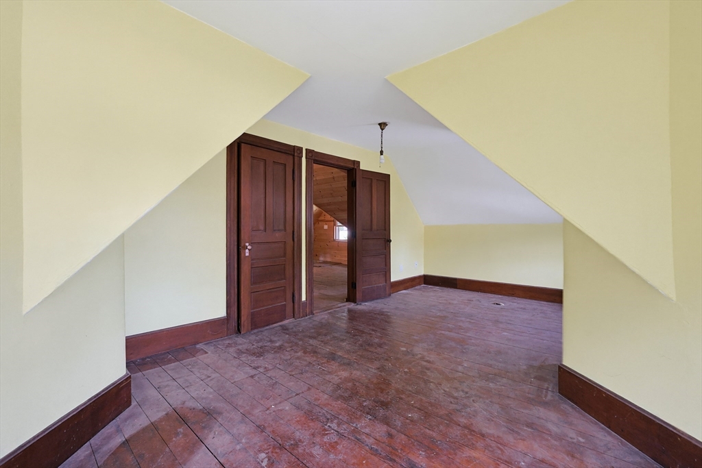 7 Baker ST, Worcester, MA Photo #41