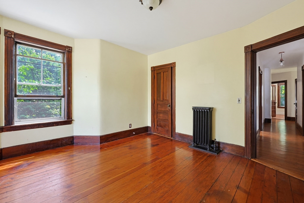 7 Baker ST, Worcester, MA Photo #25