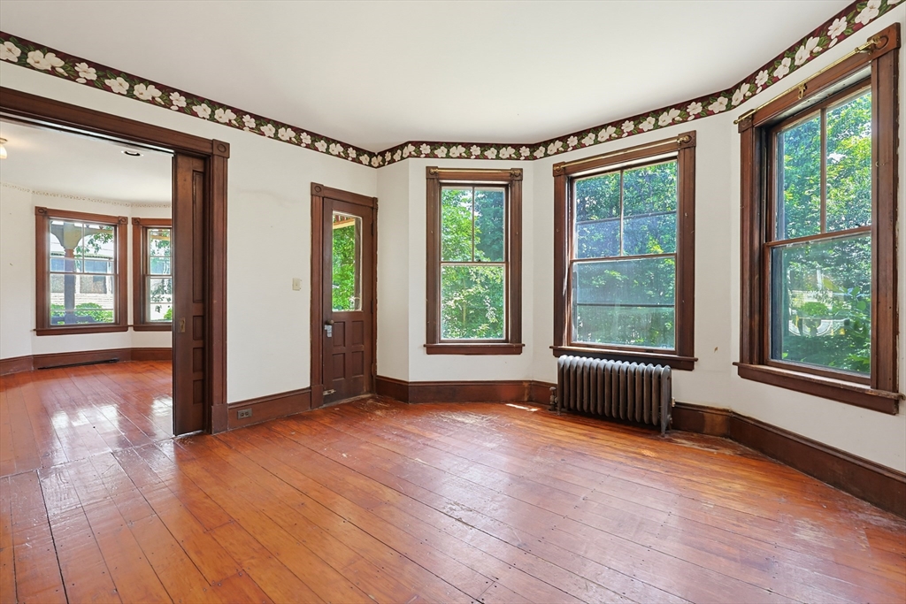 7 Baker ST, Worcester, MA Photo #9