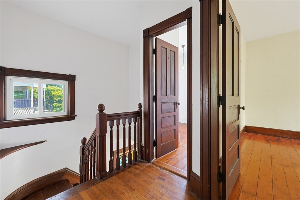 7 Baker ST, Worcester, MA Photo #22