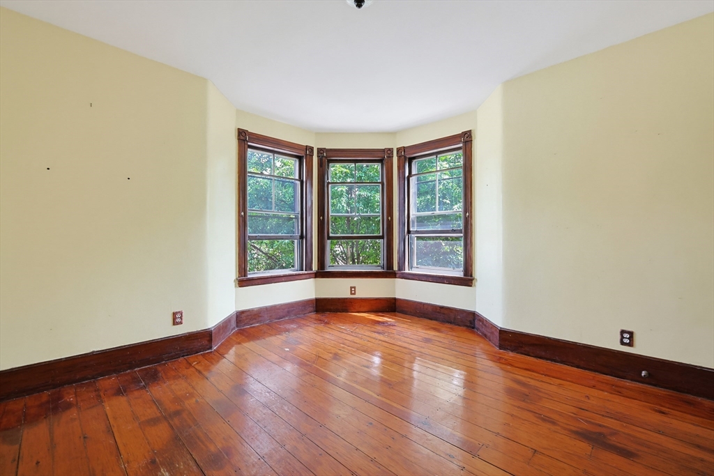 7 Baker ST, Worcester, MA Photo #27