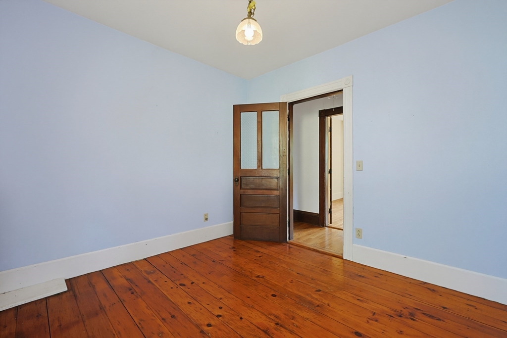 7 Baker ST, Worcester, MA Photo #28