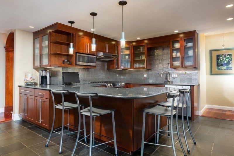 65 East India Row 22AB