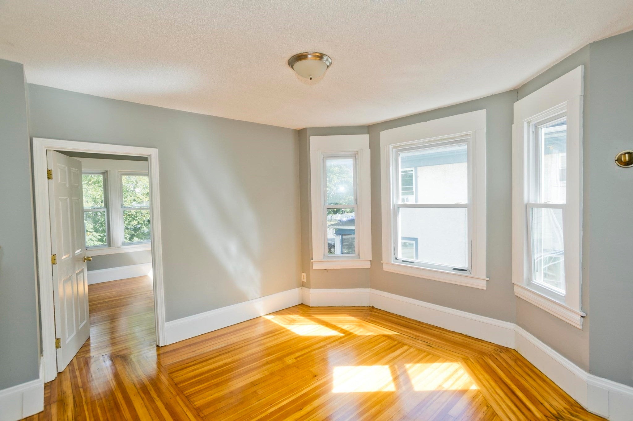122 Fort Pleasant Ave