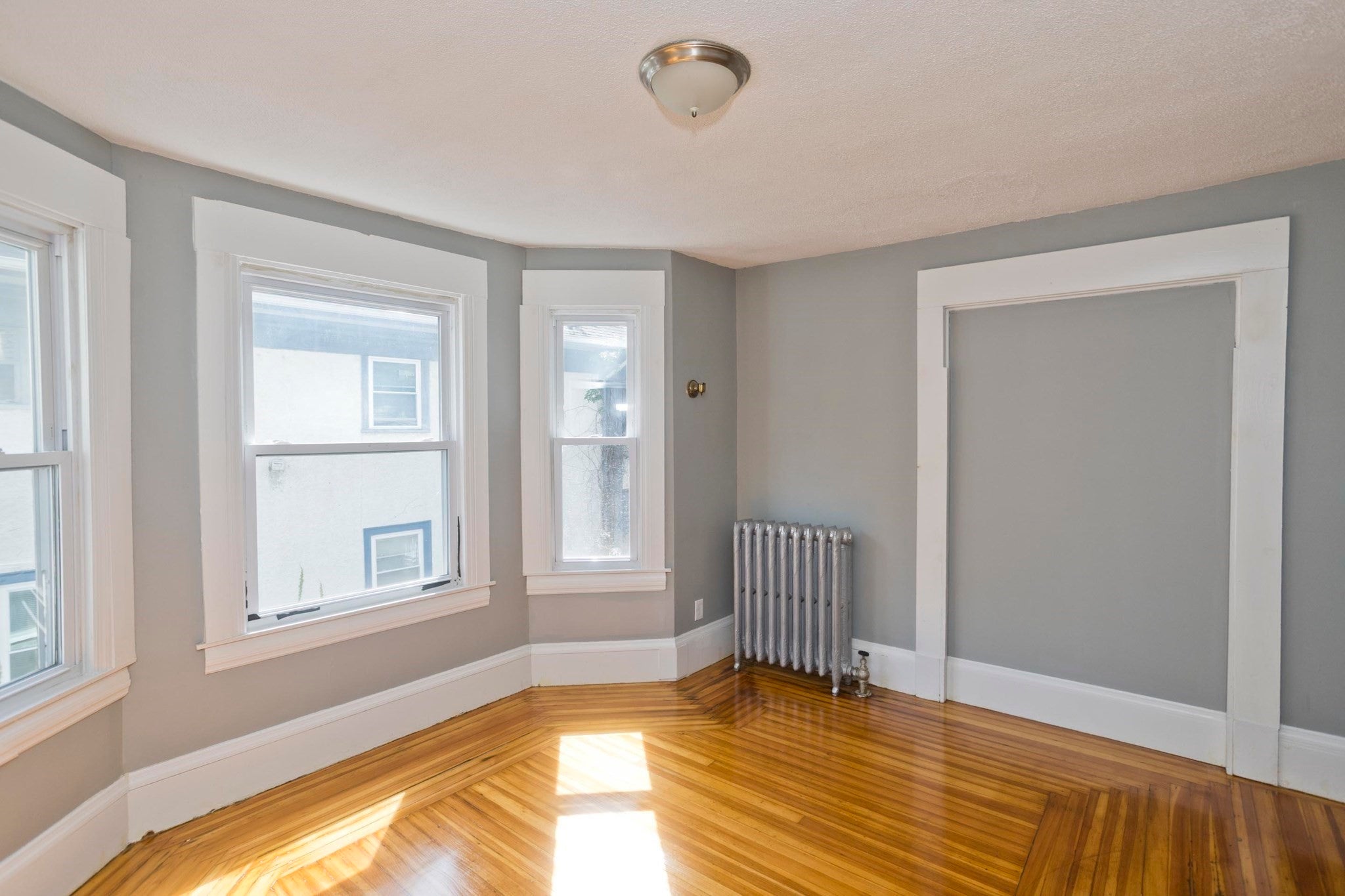 122 Fort Pleasant Ave