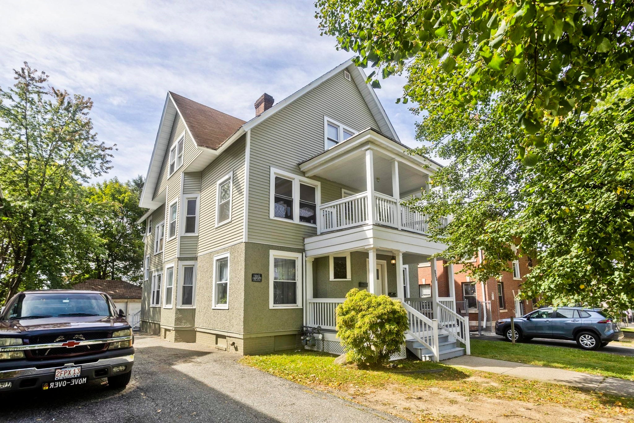 122 Fort Pleasant Ave