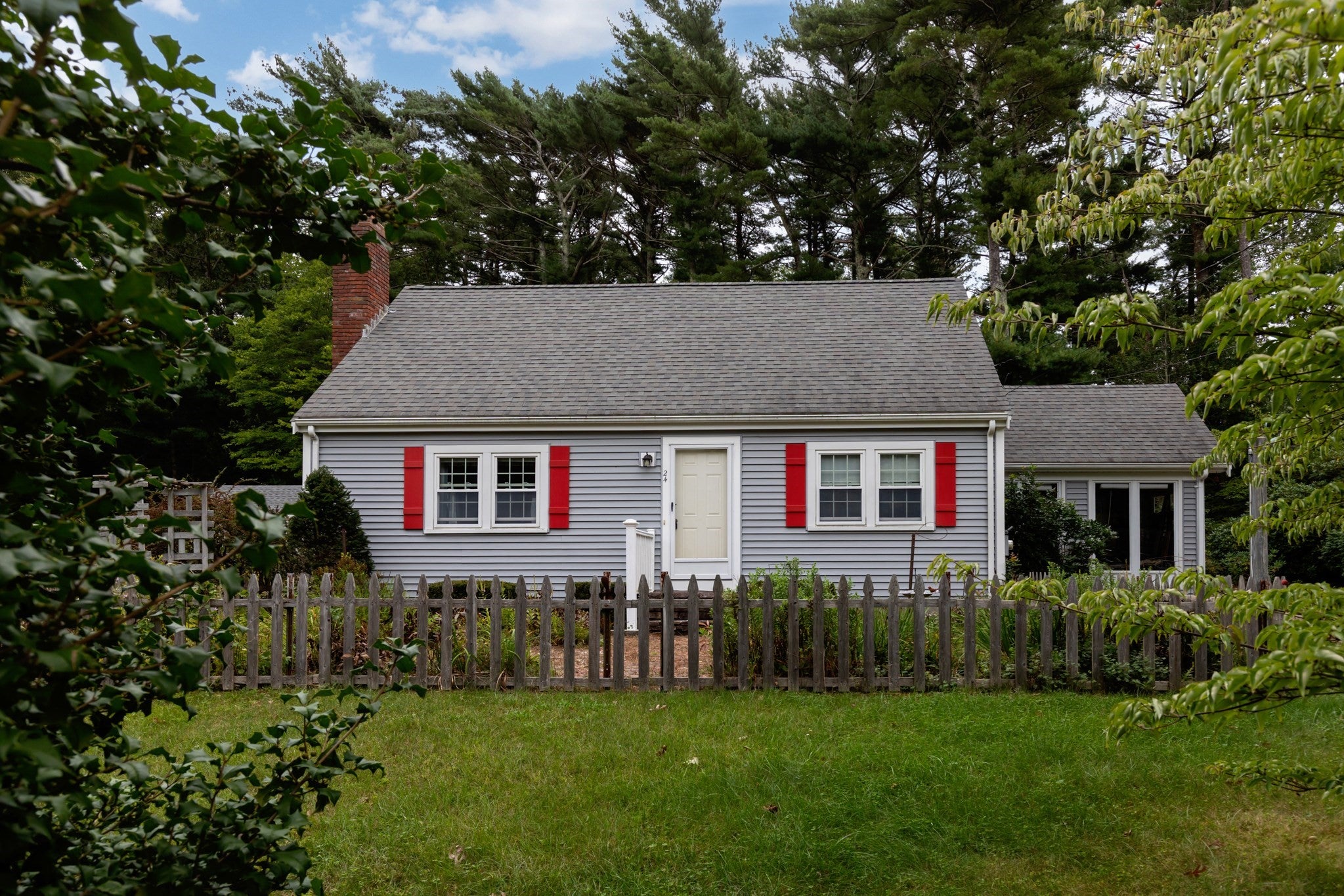 Photo of 24 Fresh Pond Cir, Plymouth, MA