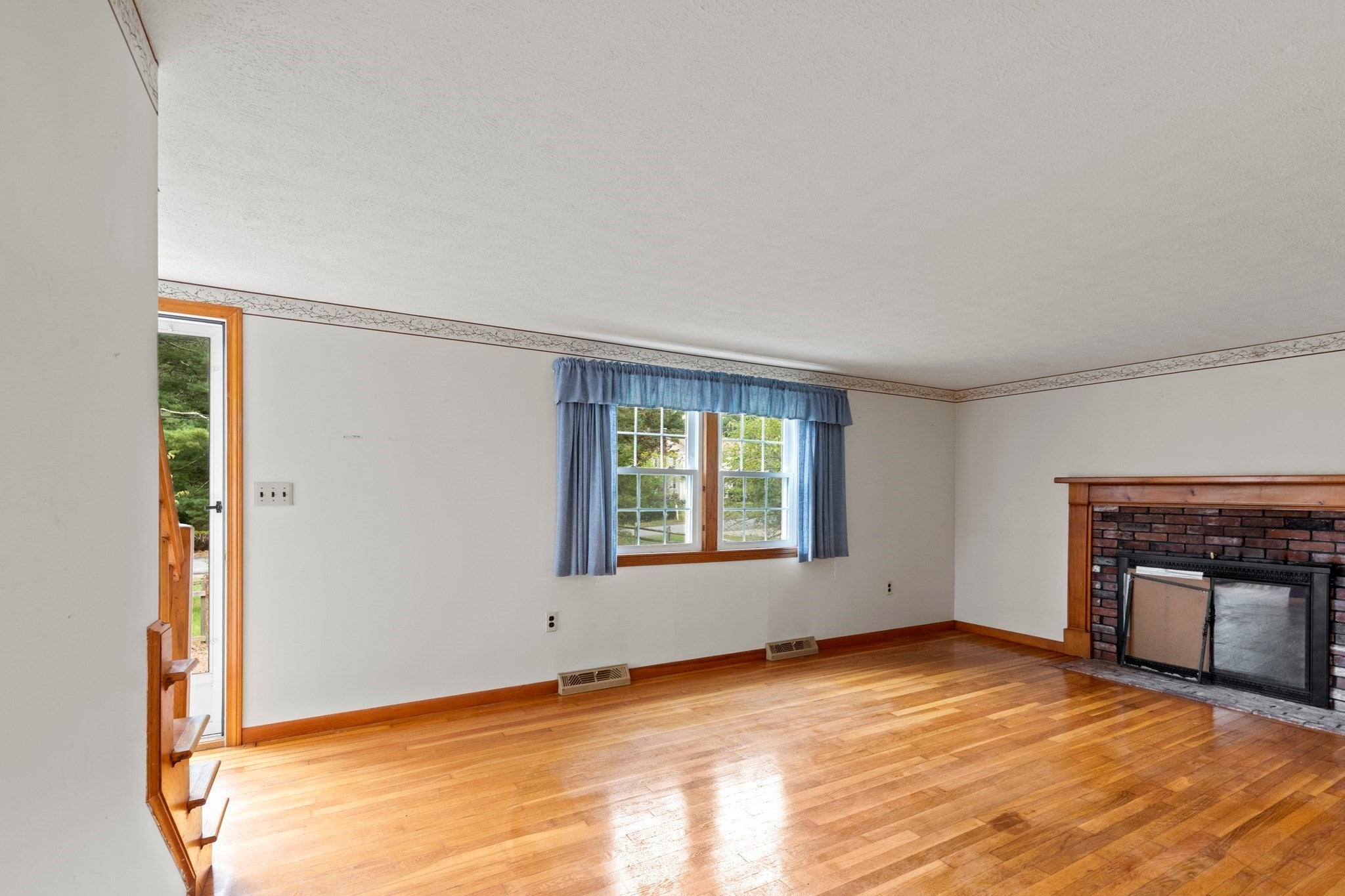 24 Fresh Pond Cir, Plymouth, MA, 24 Fresh Pond Cir, Plymouth, MA Photo #7